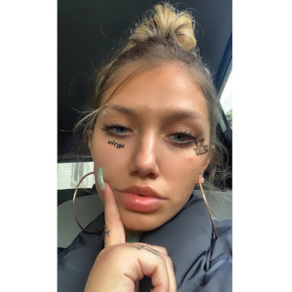 Meet your Posher, Greeekdolll_